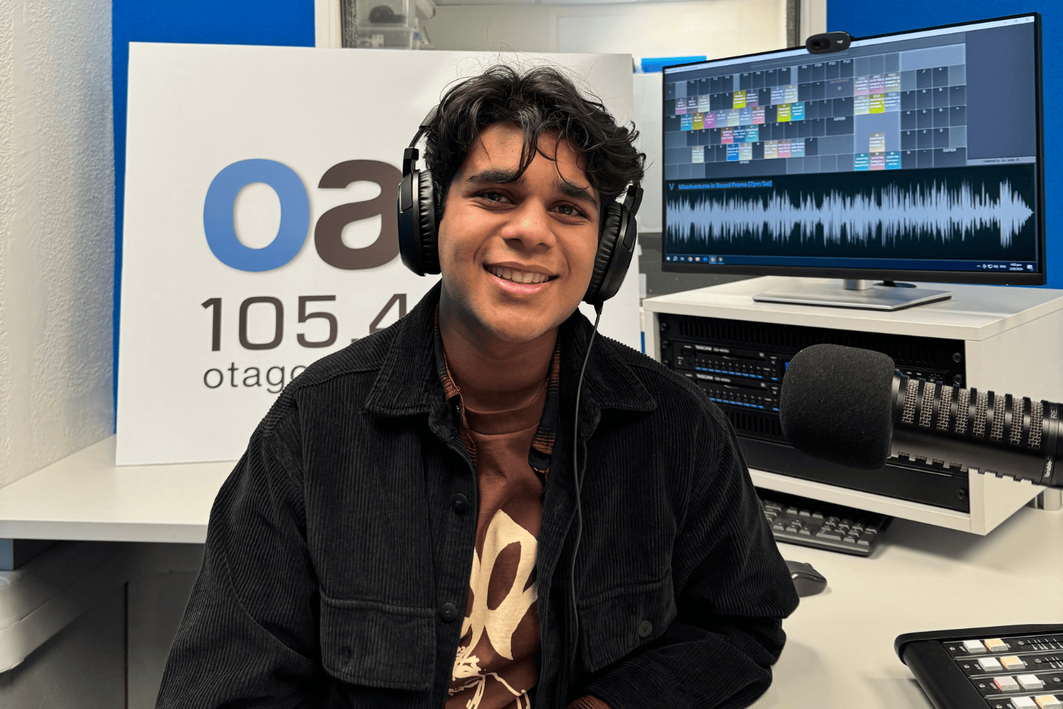 Ashane De Silva in the OAR FM studios