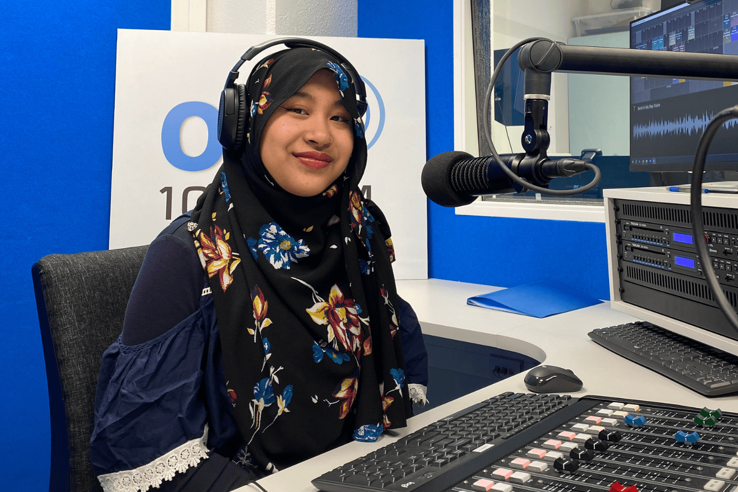 Asya Ahmadasri in the OAR FM studios